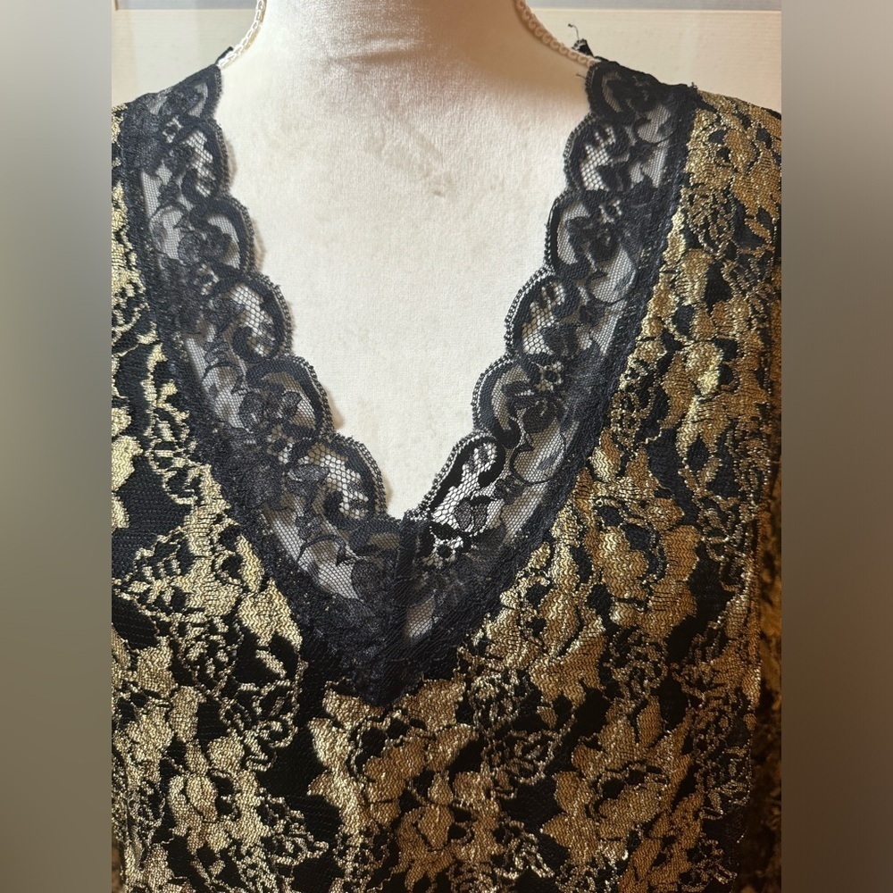 Kathy Ireland blouse - Picture 3 of 8